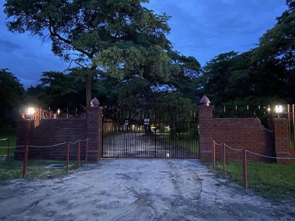 Juda Haus Lodge Katima Mulilo Exterior photo