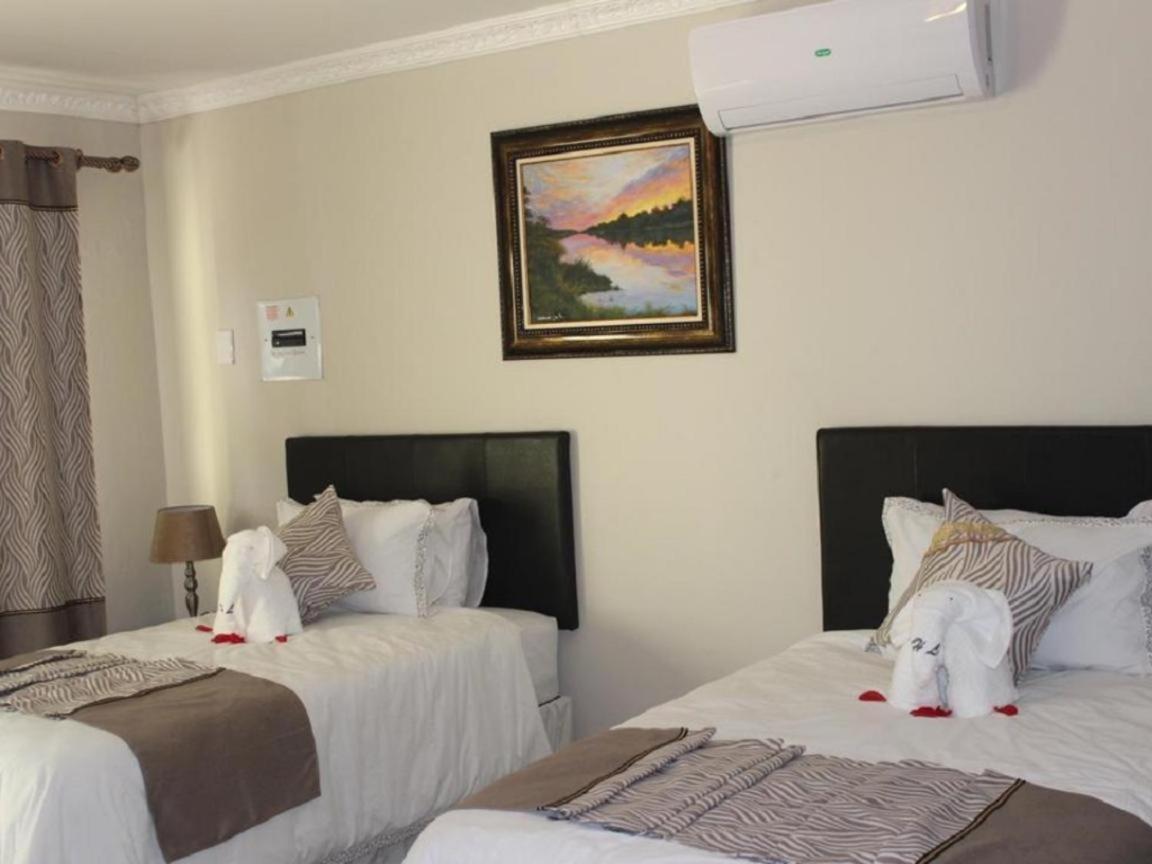 Juda Haus Lodge Katima Mulilo Exterior photo