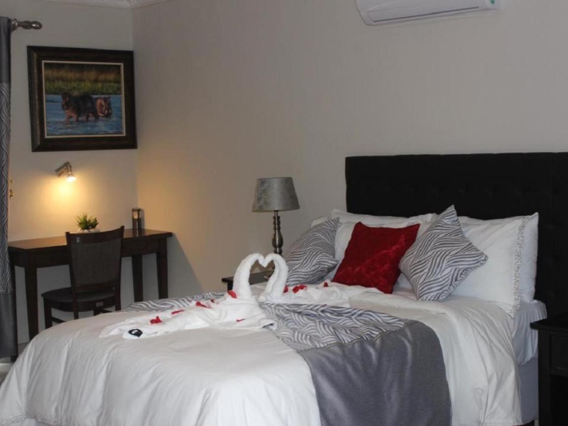 Juda Haus Lodge Katima Mulilo Exterior photo